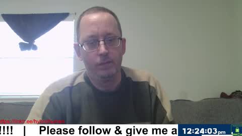 Snapshot of hybridhuman666 chatting on December 14, 6:23 pm Bob Anderson online show from December 14, 6:23 pm