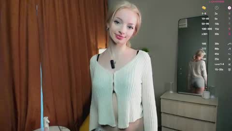 Kate online show from May 17, 4:14 pm