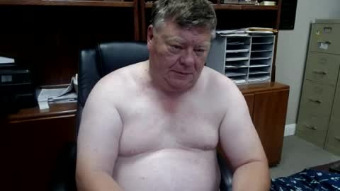 Snapshot of hypnotizing4u chatting on July 8, 5:50 pm hypnotizing4u online show from July 8, 5:50 pm