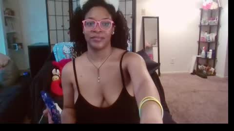 Snapshot of hysteriaheels chatting on August 4, 11:18 pm HysteriaHeels online show from August 4, 11:18 pm