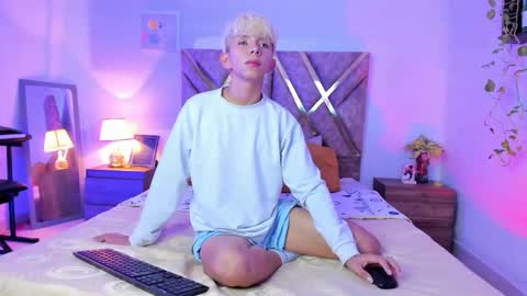 Snapshot of hyunjin_sun chatting on March 9, 11:42 pm Son Hyunjin online show from March 9, 11:42 pm