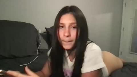 hyunluv online show from April 25, 12:24 am