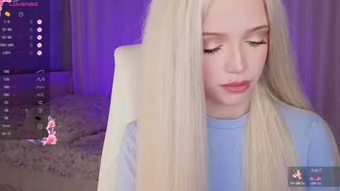 Joselle online show from November 26, 10:55 pm