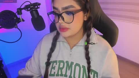 Ari online show from April 21, 1:42 am