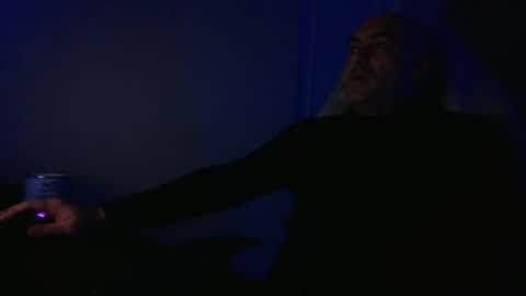 Snapshot of i_likethemverydirty chatting on February 12, 1:00 am MiMi online show from February 12, 1:00 am