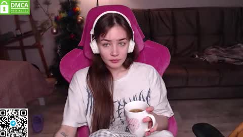 Snapshot of i_love_icecream chatting on January 10, 1:57 pm elisabeth online show from January 10, 1:57 pm