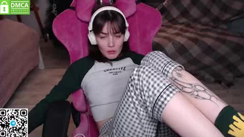 Snapshot of i_love_icecream chatting on January 17, 6:55 pm elisabeth online show from January 17, 6:55 pm