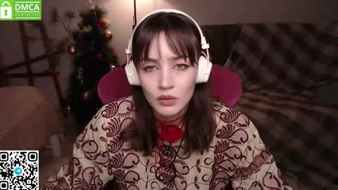 Snapshot of i_love_icecream chatting on January 18, 12:53 pm elisabeth online show from January 18, 12:53 pm