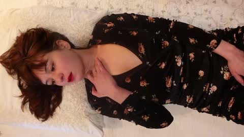 Snapshot of i_love_olive chatting on December 2, 12:16 am Olive online show from December 2, 12:16 am