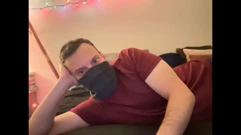 i o ro online show from December 11, 6:25 am