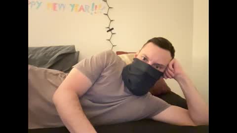 i o ro online show from January 5, 9:59 am