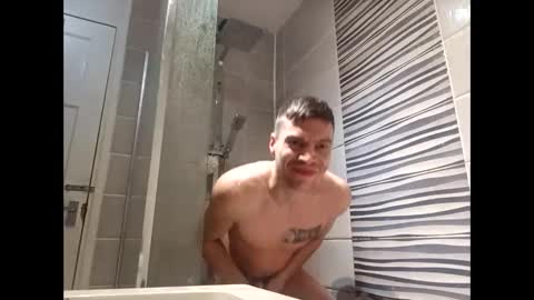 Snapshot of i_obey_all_orders chatting on December 21, 5:47 am Sub male uk online show from December 21, 5:47 am