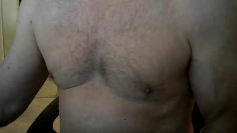 Snapshot of i_was_a_shy_dad chatting on June 14, 1:13 pm i_was_a_shy_dad online show from June 14, 1:13 pm