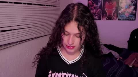 On instagram Imm  NikkiHelp me reach 100 likes online show from January 18, 4:16 am