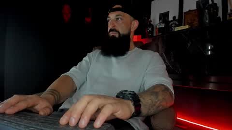 Snapshot of iamalexander_ chatting on October 6, 4:21 am Lex online show from October 6, 4:21 am