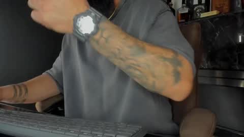 Snapshot of iamalexander_ chatting on October 9, 6:28 pm Lex online show from October 9, 6:28 pm