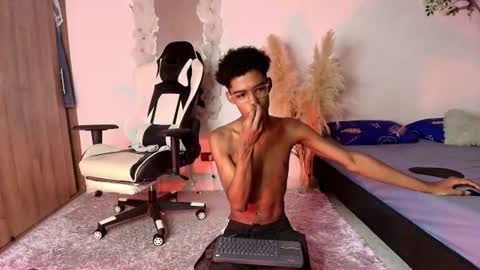 iamandrey_ online show from July 21, 1:52 am