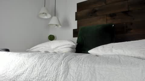 Snapshot of iamgabriela_ chatting on January 9, 3:23 pm Gabriela online show from January 9, 3:23 pm