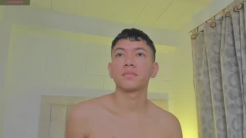 Juliiiiian online show from January 30, 11:01 am