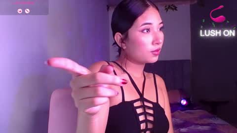 Snapshot of iamkyliewest chatting on March 22, 6:39 am iamkyliewest online show from March 22, 6:39 am