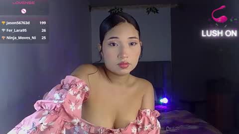 Snapshot of iamkyliewest chatting on March 24, 7:02 am iamkyliewest online show from March 24, 7:02 am