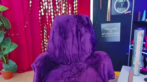 Snapshot of iammistressk chatting on February 28, 2:31 pm Mistress K online show from February 28, 2:31 pm