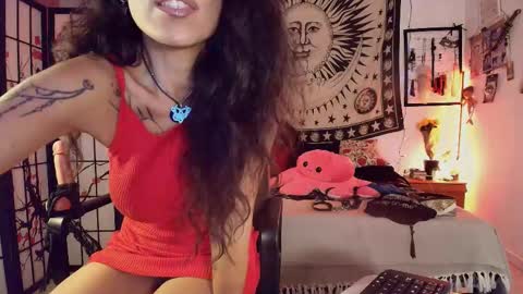 Snapshot of iammistressk chatting on October 13, 5:57 pm Mistress K online show from October 13, 5:57 pm