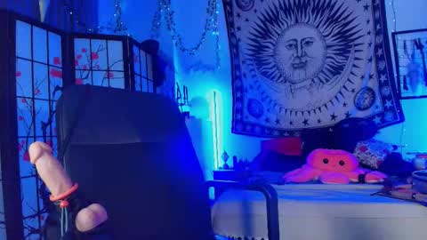 Snapshot of iammistressk chatting on November 3, 5:58 pm Mistress K online show from November 3, 5:58 pm