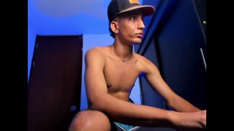 iamricardo_x online show from July 2, 6:08 am
