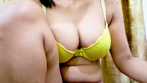 Snapshot of iamsomeone1234 chatting on January 15, 6:29 am Iamnidhicam online show from January 15, 6:29 am