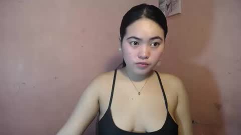 Snapshot of iamurnanny chatting on December 5, 1:49 pm nany online show from December 5, 1:49 pm