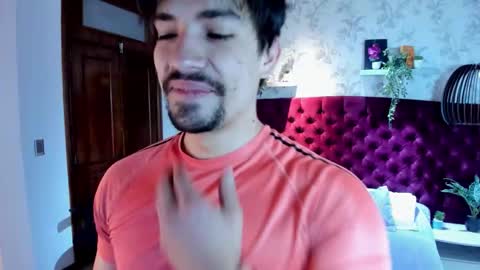 Ian Davis online show from October 17, 11:35 am