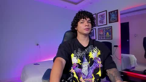 Andres online show from March 11, 1:55 am