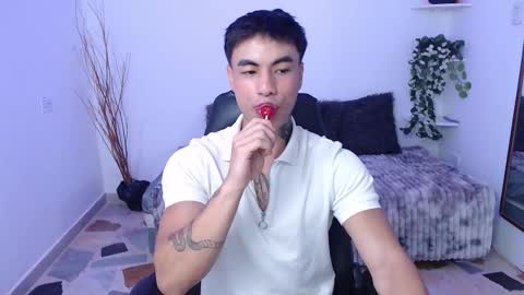 Ian  online show from February 5, 11:59 am