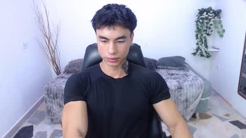 Ian  online show from February 14, 12:02 pm