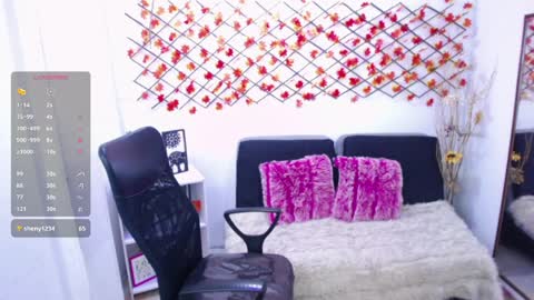 Ian  online show from April 8, 12:05 pm