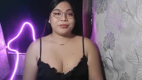 Snapshot of iana_whorexxx chatting on January 11, 7:02 am iana online show from January 11, 7:02 am