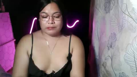 Snapshot of iana_whorexxx chatting on April 14, 12:33 pm iana online show from April 14, 12:33 pm