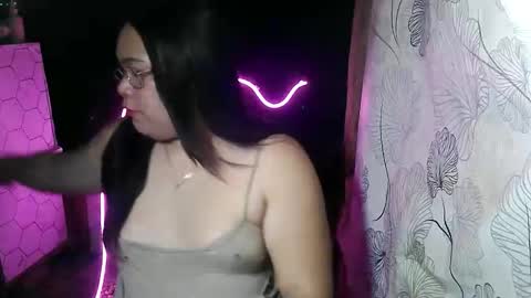 Snapshot of iana_whorexxx chatting on April 15, 7:48 am iana online show from April 15, 7:48 am
