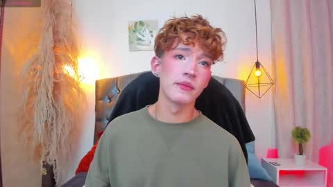 ian  online show from October 16, 5:41 am