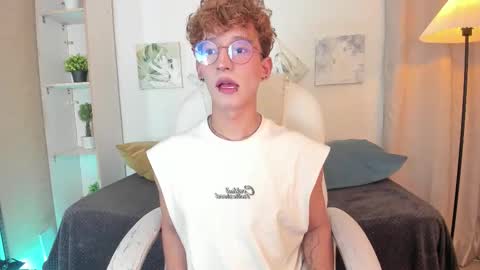 ian  online show from November 5, 4:12 am