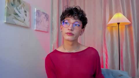 ian  online show from February 21, 4:02 am