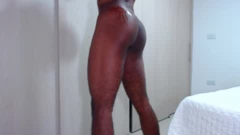 Snapshot of ianrashatxxx chatting on December 25, 11:42 pm Ian Rashad online show from December 25, 11:42 pm