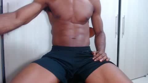Snapshot of ianrashatxxx chatting on October 12, 5:39 am Ian Rashad online show from October 12, 5:39 am