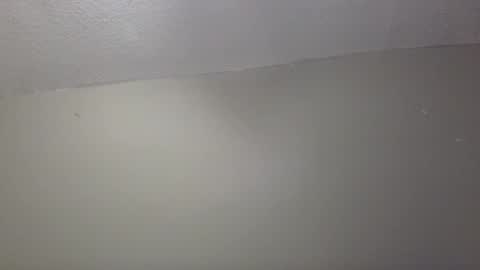 ianrobbins6 online show from January 6, 8:23 pm