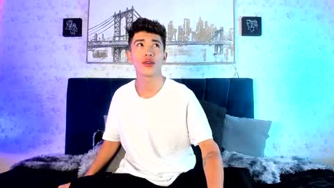 Snapshot of ianwayne_ chatting on January 9, 7:42 am Andrew online show from January 9, 7:42 am