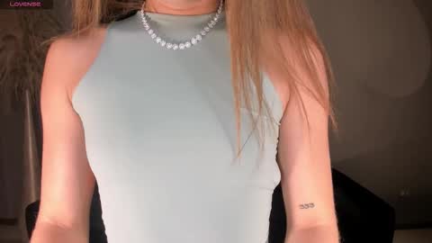 Ibiza  online show from September 25, 8:01 pm