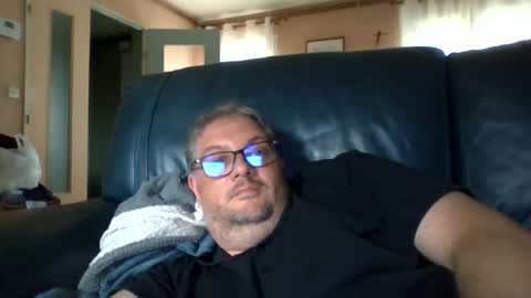 Snapshot of ibu81 chatting on June 18, 2:54 pm anonymouszz online show from June 18, 2:54 pm