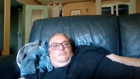 Snapshot of ibu81 chatting on July 12, 8:16 am anonymouszz online show from July 12, 8:16 am
