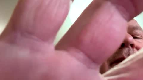 Snapshot of icanmakeyousquirt69 chatting on March 28, 6:40 pm icanmakeyousquirt69 online show from March 28, 6:40 pm